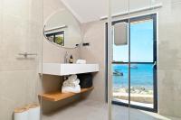 Art Beach House - B&B Veliki Drvenik