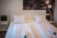 Free Parking Rooftop Budapest 4ppl - B&B Budapest
