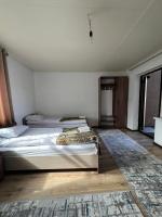 Tunuk Guest House - B&B Tossor