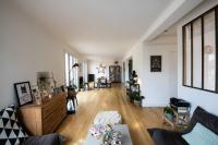 Atelier St Didier-Spacieux avec grand balcon-Saône - B&B Lione