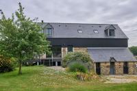 Corps de Ferme Idyllique en Bord de Rance - B&B
