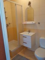 Dreibettzimmer mit eigenem Bad