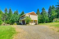 Port Townsend Home: Spacious Yard & Mountain Views - B&B Port Townsend