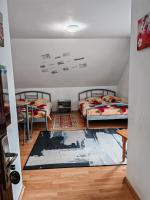 Kamer met 2 Queensize Bedden