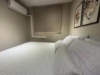 Flats Praia Uberlandia - Apt próximo ao Praia Clube - Area de lazer com Portaria 24 horas, piscina, academia, brinquedoteca, churrasqueira e áreas verdes para caminhadas - Chambres d'hôtes Uberlândia