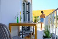 Estudio con vistas al jardín