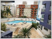 Appartamento con 2 Camere da Letto e Vista Piscina