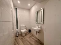 The Cube - Designer finished studio By SF Homes - Chambres d’hôtes Il-Gżira