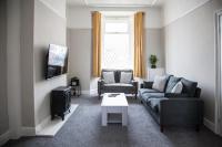 Spacious House 10min to Liverpool Centre - Ferienwohnung Wallasey