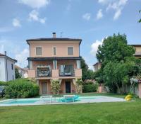 Casa di Sissy con Piscina Privata - Zona Villa Igea - Chambres d’hôtes Acqui Terme