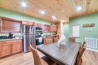 Waverly Cabin, Close to Kentucky Lake Access! - B&B Waverly