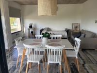 Moderno depto frente al río! - B&B San Nicolás de los Arroyos