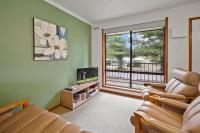 Eastern Beach Unit 5 - B&B Port Fairy