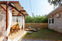 Maximos House - B&B