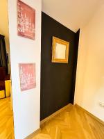 Hamilton Apartment - Bed and Breakfast Craiova