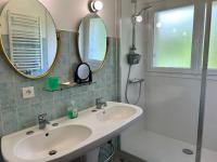 763 - Maison bretonne en bord de mer - B&B Erquy