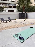 100 sqm terrace, close to the old town & shopping area & harbour - Ferienwohnung Bari