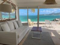 Paradise Beach Impressive 2 bedrooms seafront - Ferienwohnung