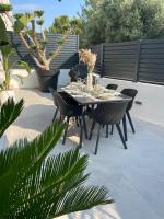 Villa 8 eight with 2 Pools - Vodice Srima - B&B Srima