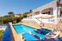 Villa Los Pinos by Escape Home - Bed and Breakfast Son Bou