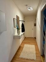 Stadtnahe 2-Zimmer-Wohnung in Lübeck - B&B