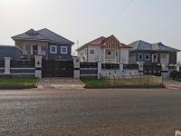 1 Bed Apartment Sleeps 2 - Parking Garden Wifi - Bed and Breakfast Accra
