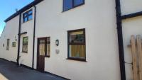 The Lodge a beautiful barn conversion with 3 ensuite bedrooms on the edge of Cannock Chase - B&B Hednesford