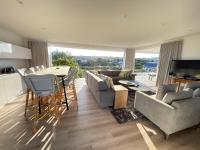 Beachy Head Hideaway 10 - Sea Views Robberg Beach - Bed and Breakfast Plettenberg Bay