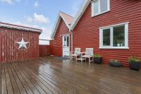 3BR Spacious Cottage with Geothermal HotTub & Stunning View - B&B