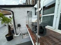 Lovely Ground Floor Studio In West London - Ferienwohnung