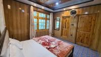 King Room with Mountain View