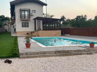 Pensiunea Acvila - B&B