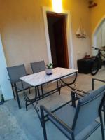 GDE Spetses 3BR apartment1 - Ferienwohnung