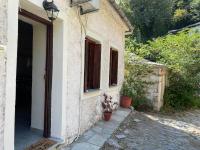 Whispering Stream - B&B Milies