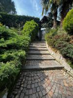 ROSE'S GARDEN - zona tranquilla - vicino Torino - Bed and Breakfast Pino Torinese