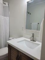 Renovated 2 Bed Walltown Home Walk to Duke! B - B&B Durham