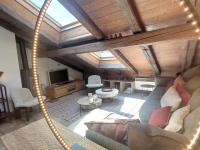 Appartement sous toit spacieux pour 8 pers., parking inclus - Bed and Breakfast Les Gets