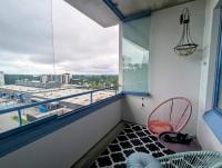 Moderni yksiö, parveke, parkki, palvelut - Ferienwohnung Tampere