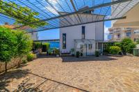 JELKA - B&B Crikvenica