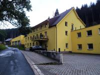 Apartmány New Forest Retreat - u lesa, s parkováním, 300Mbit internet - Bed and Breakfast