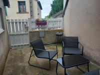 maison de ville proche de tout - Bed and Breakfast