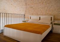 Dimora Manzoni - B&B Noci