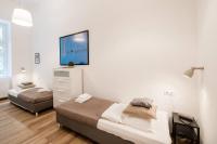 Brand NEW central AC apartment - B&B Budapest