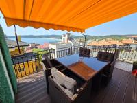 Apartment mit Meerblick