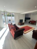 Villa familiale climatisée, proche plage & lacs - B&B Port-La Nouvelle