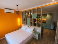 Central Flower Studio Apartment 3 - Bed and Breakfast Tirana