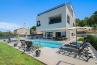 Luxury Villa Sabina with a view of Pula - Ferienwohnung Pula