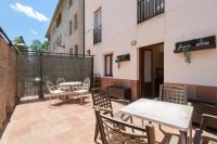 Amplio apartamento de montaña con terraza y WiFi - B&B Canfranc