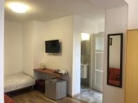 Chambre Triple avec Salle de Bains Privative