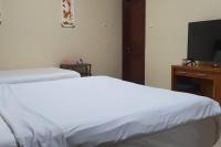 3-Bedroom house with pool near park 10min to beach - B&B Denpasar